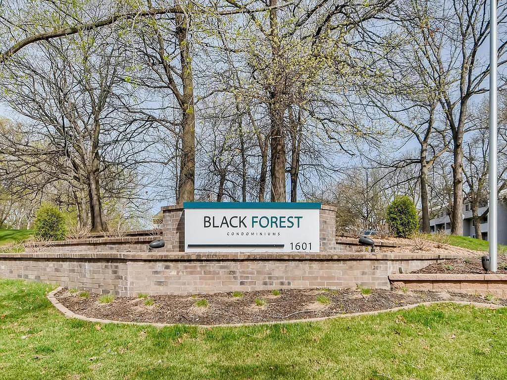 1601 N Innsbruck Dr APT 329 Fridley, MN 55432 - Thumbnail 4