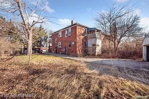 1939 W Grand St Detroit, MI 48238 - Thumbnail 4