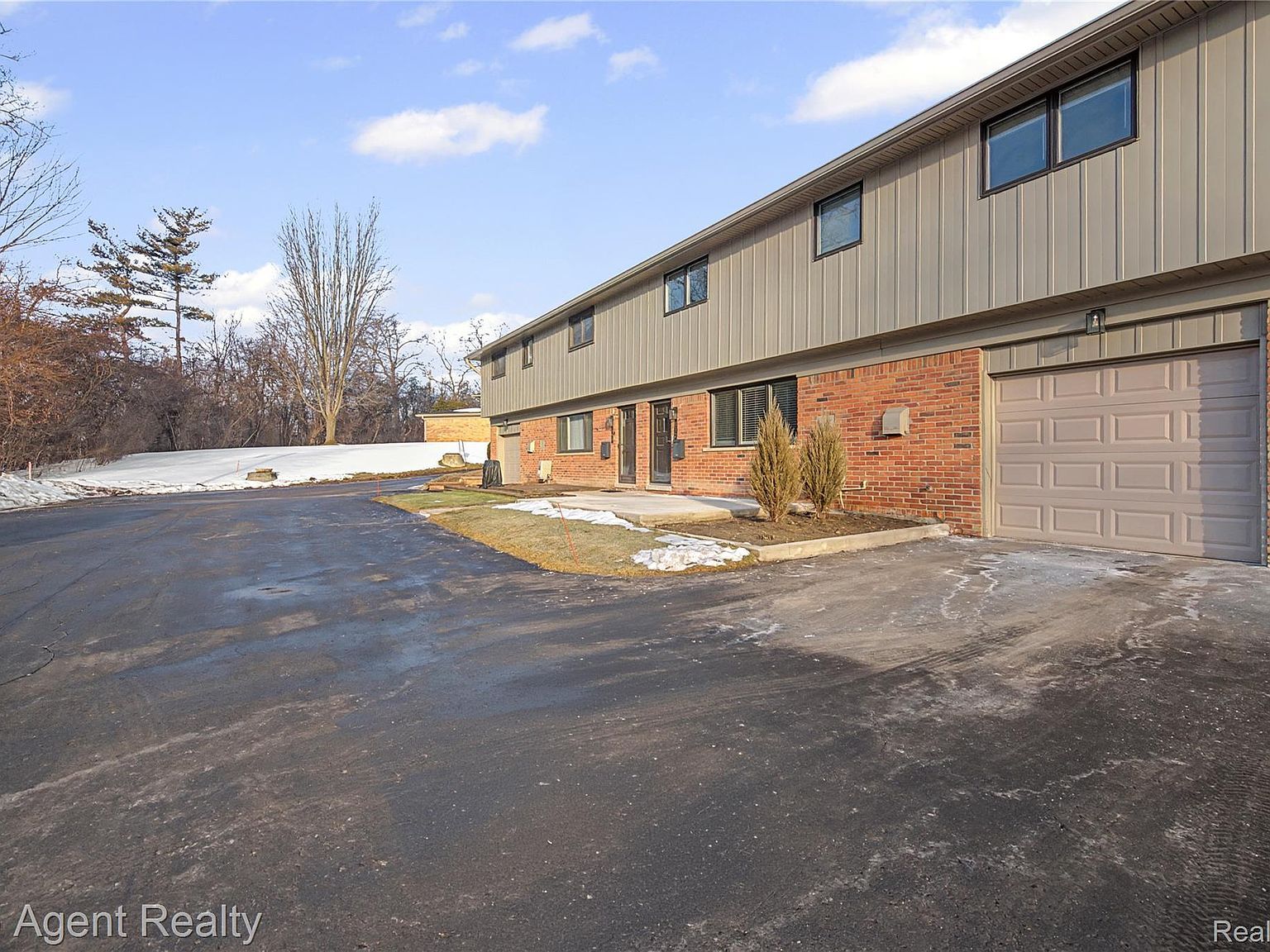 152 E Hickory Grove Rd Bloomfield Hills, MI 48304 - Thumbnail 4