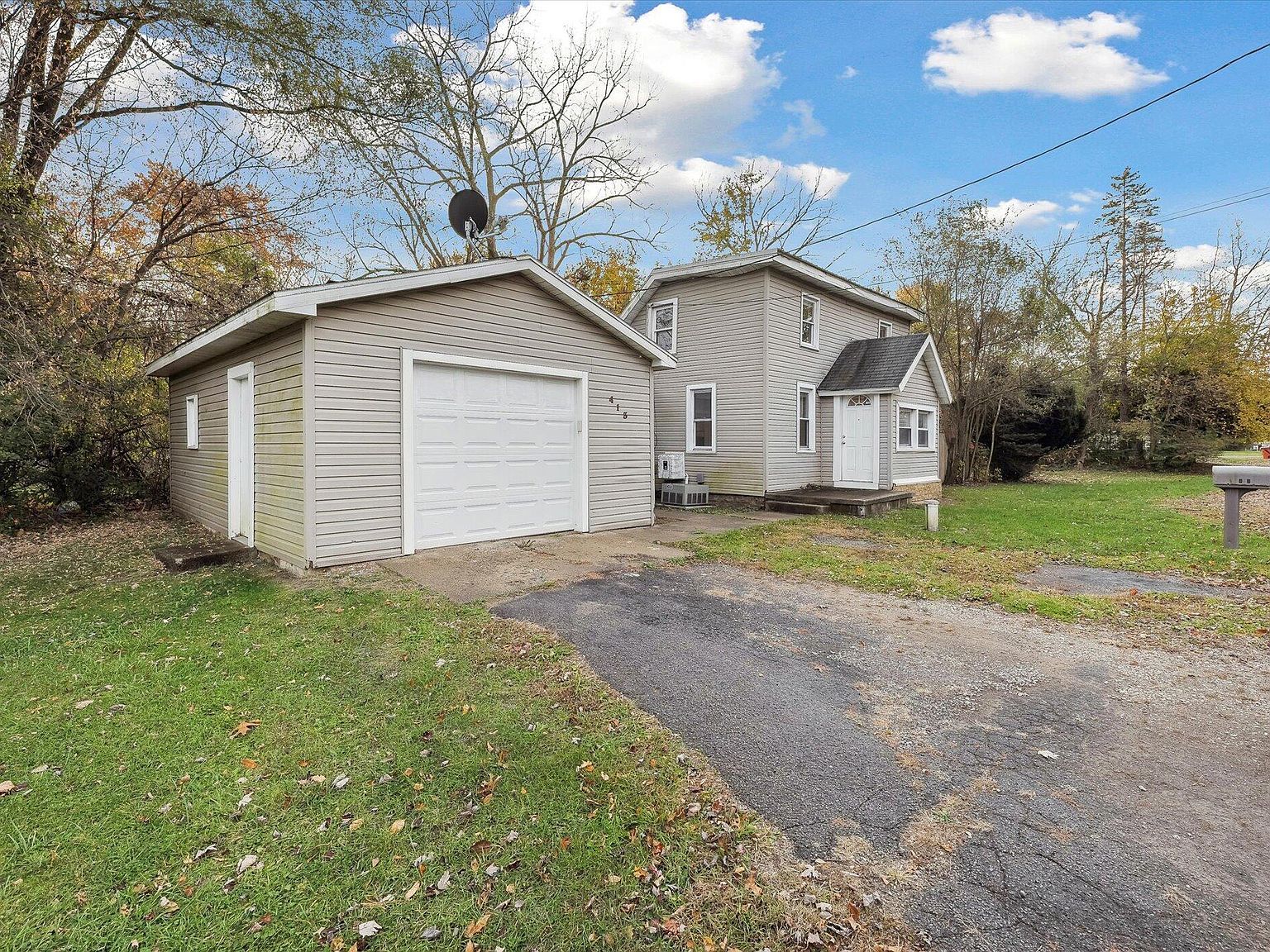 413 7th St Michigan Center, MI 49254 - Thumbnail 4