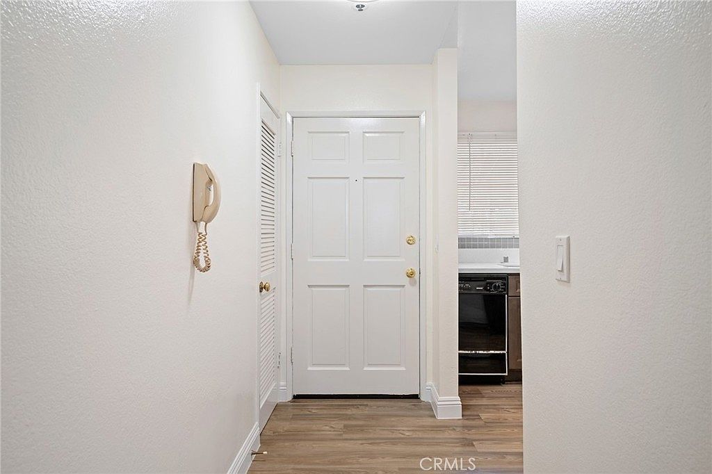 138 S Adams St APT 2 Glendale, CA 91205 - Thumbnail 4