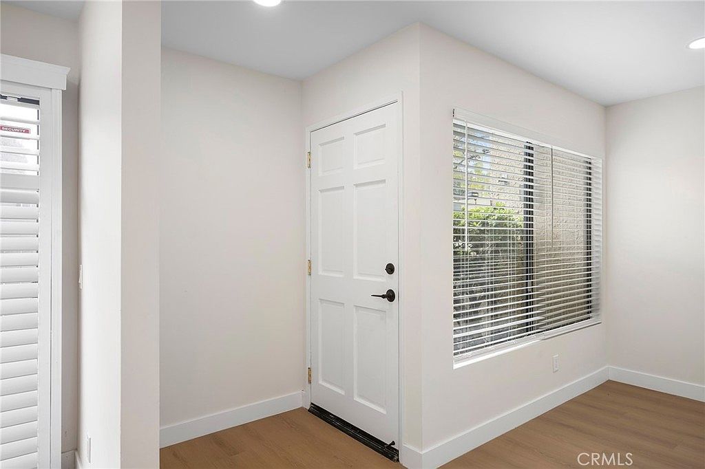 8601 Sunland Blvd Unit 5 Sun Valley, CA 91352 - Thumbnail 4