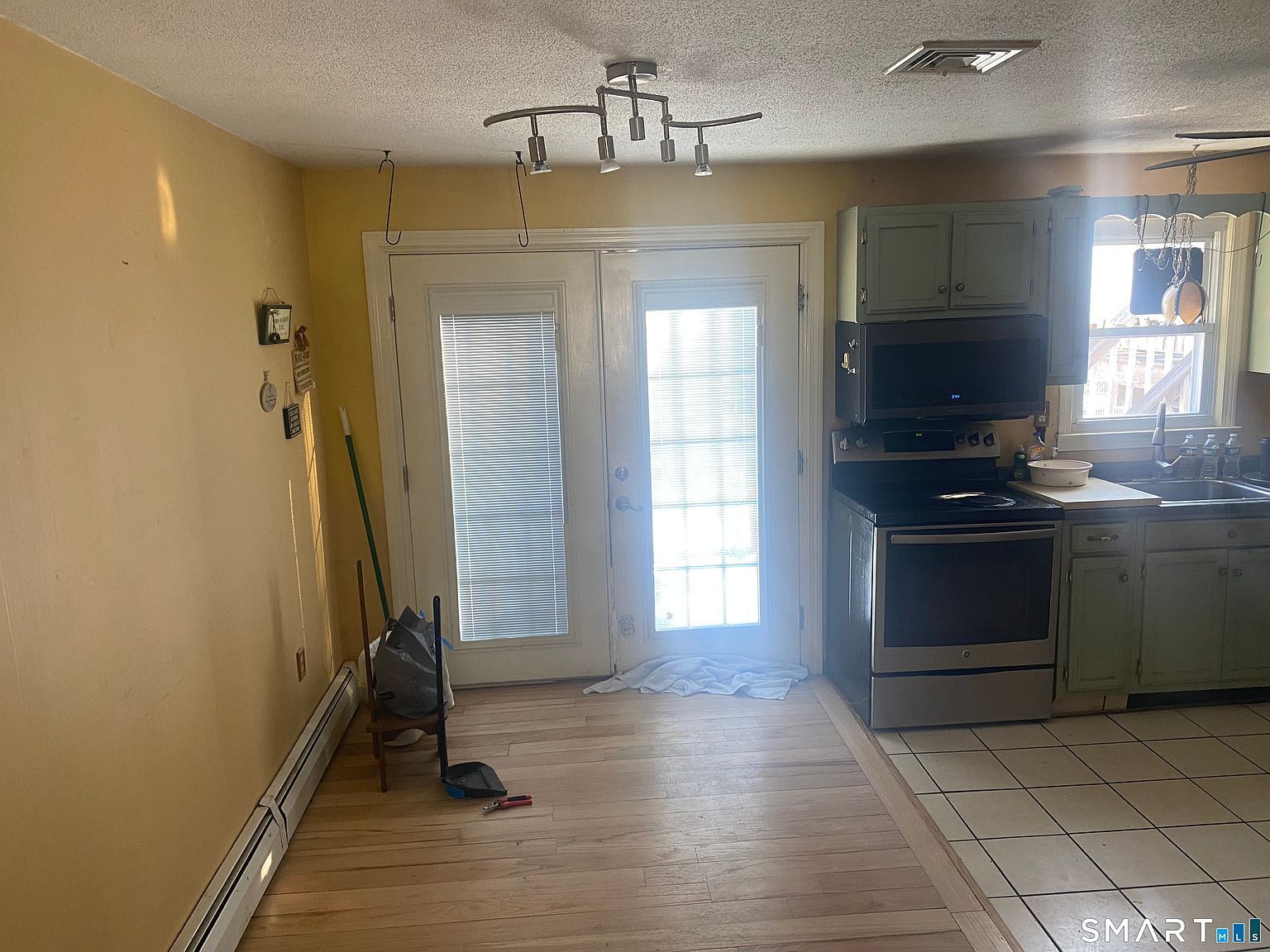 28 Kent Ct Middletown, CT 06457 - Thumbnail 4