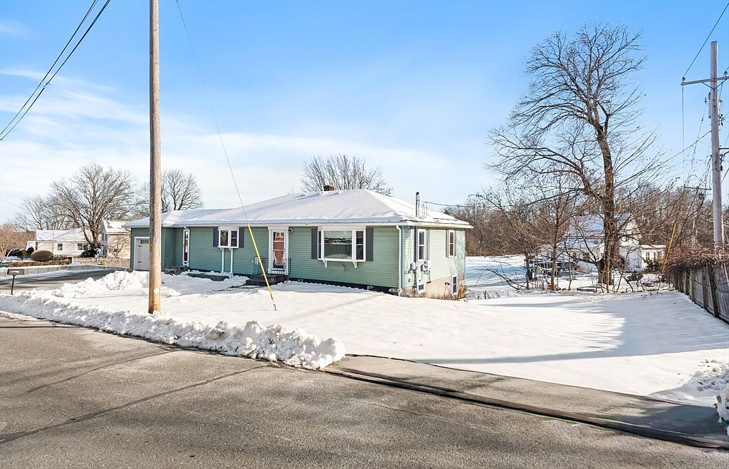 7 Saint Paul St Fitchburg, MA 01420 - Thumbnail 4