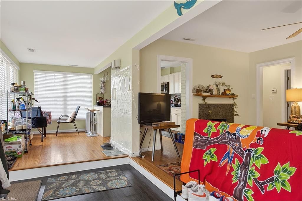 580 General Booth Blvd Virginia Beach, VA 23451 - Thumbnail 4