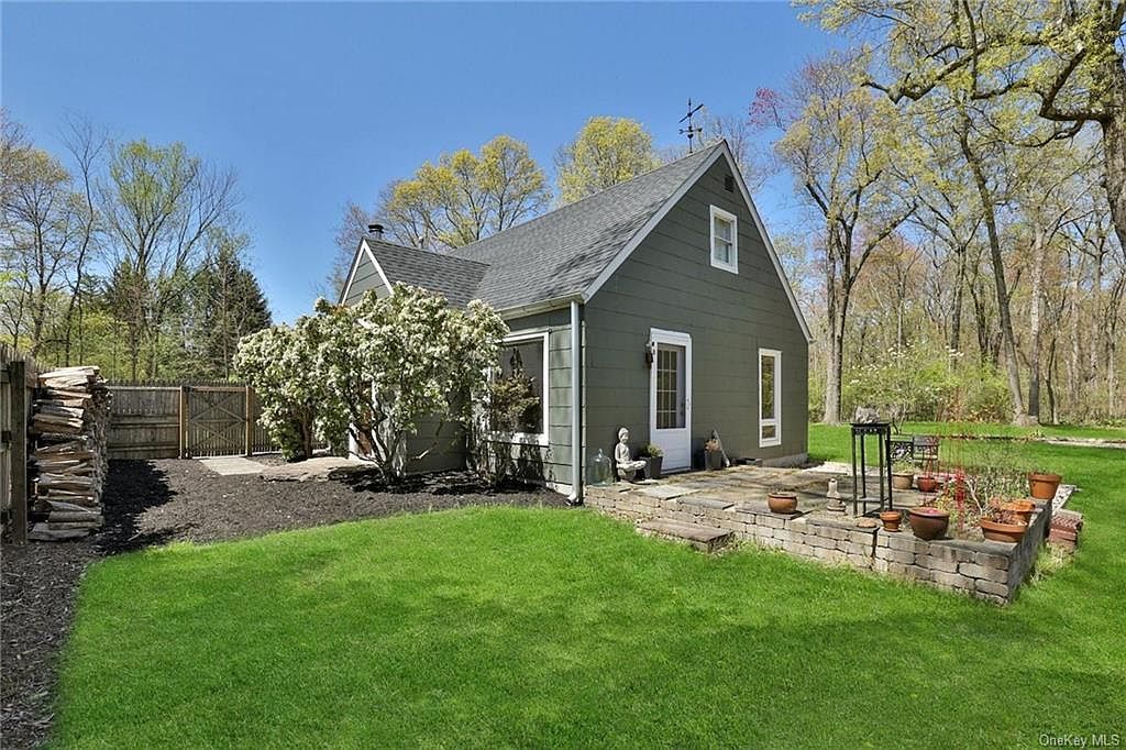 328 Oak Tree Rd Palisades, NY 10964 - Thumbnail 4