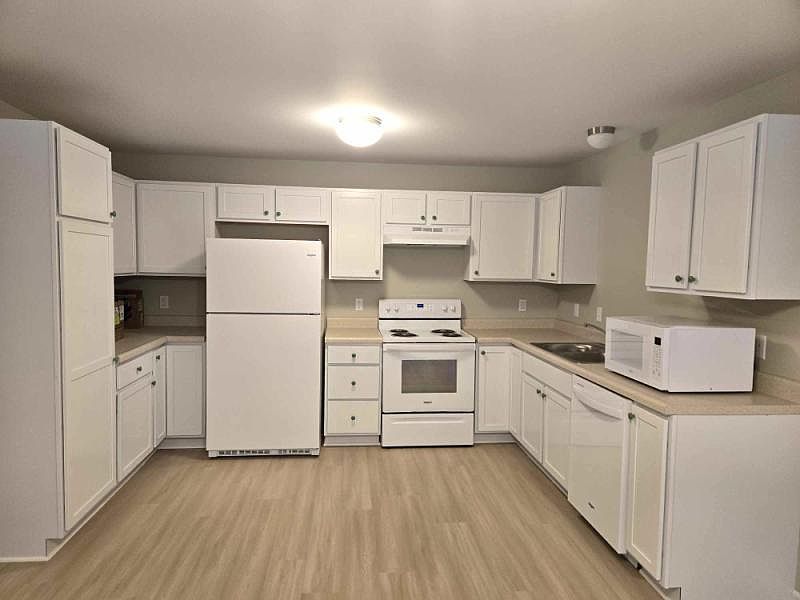 3948 Mary Anne Ln Caseville, MI 48725 - Thumbnail 4