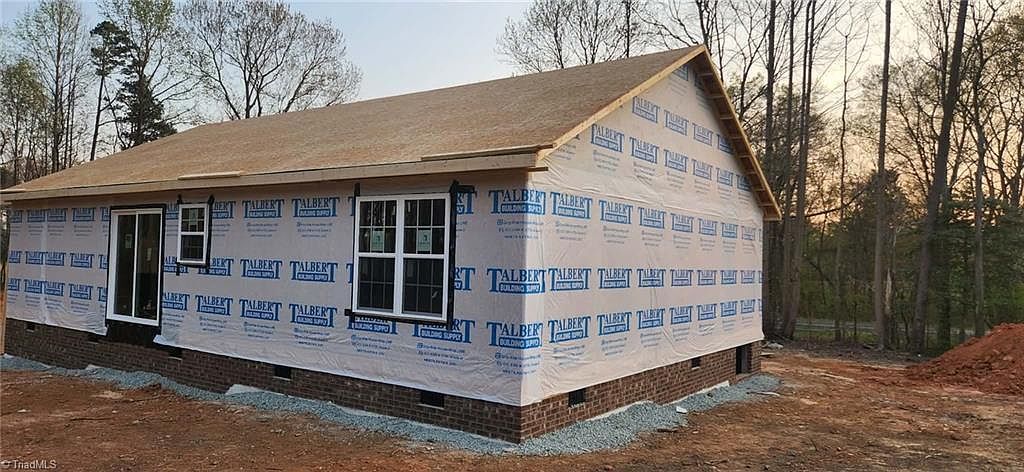 6331 New Center Church Rd Seagrove, NC 27341 - Thumbnail 4