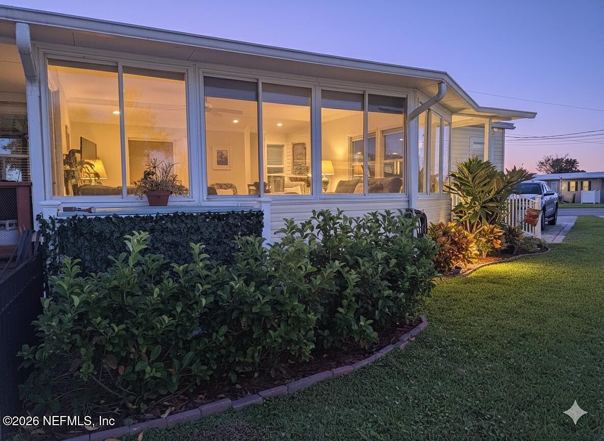 100 Happiness Dr Welaka, FL 32193 - Thumbnail 4