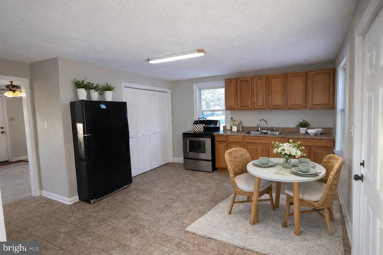 9199 Fredericksburg Tpke Woodford, VA 22580 - Thumbnail 4