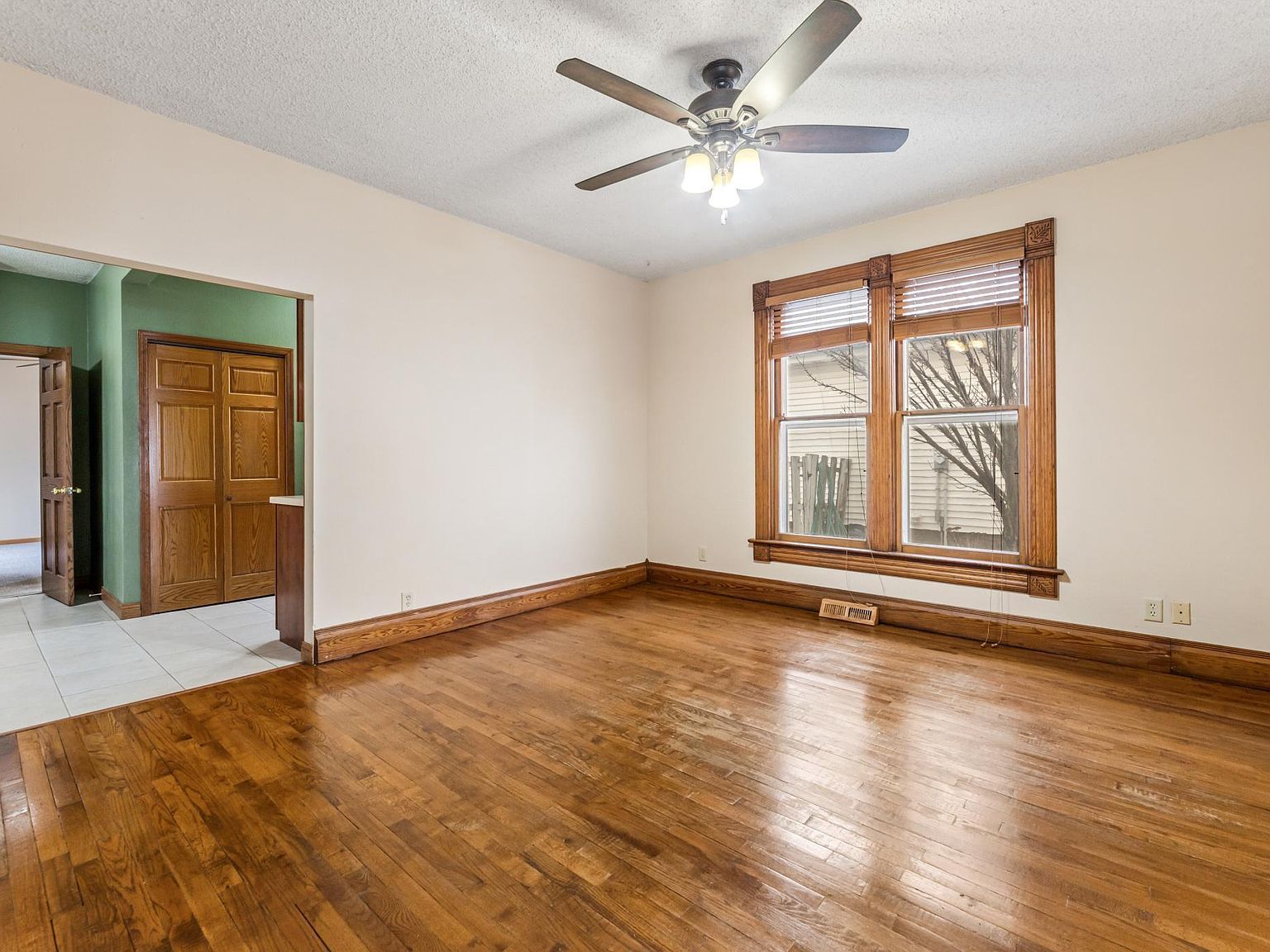 209 Oak St S Mabel, MN 55954 - Thumbnail 4