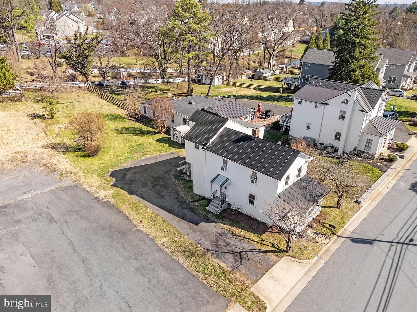 150 S 20th St Purcellville, VA 20132 - Thumbnail 4