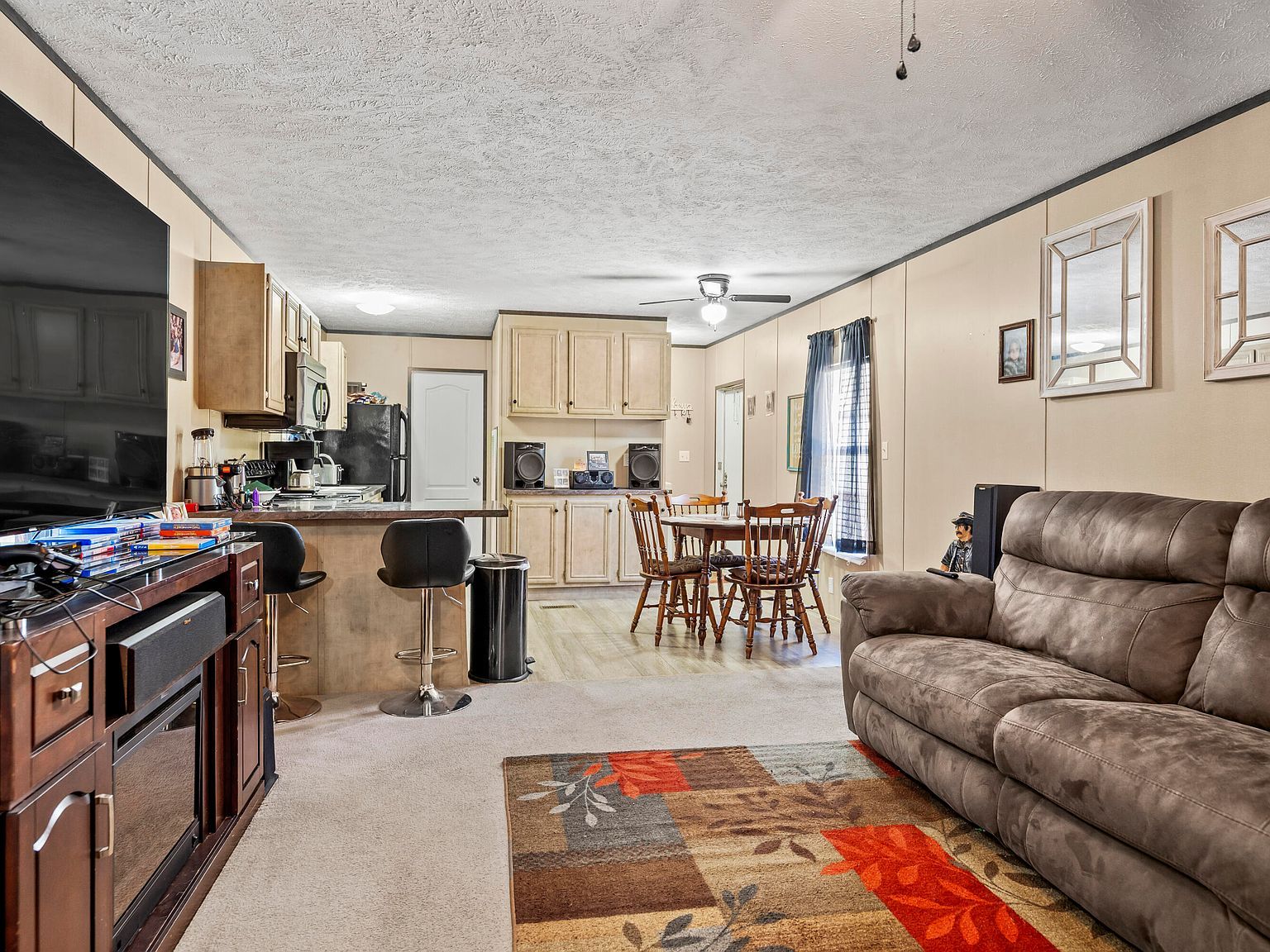 319 Log Cabin Rd Berea, KY 40403 - Thumbnail 4