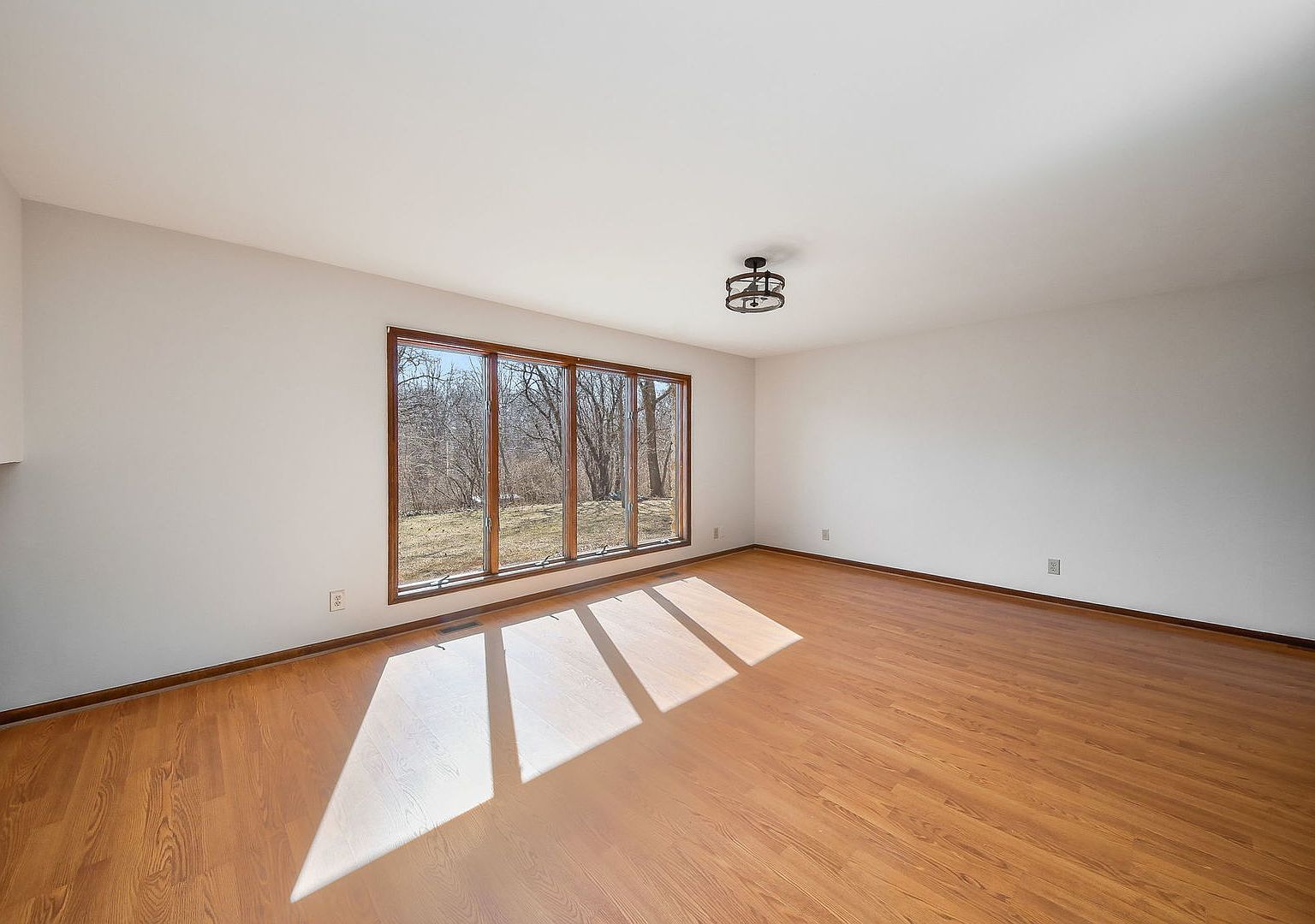 39W150 Campton Hills Dr St Charles, IL 60175 - Thumbnail 4