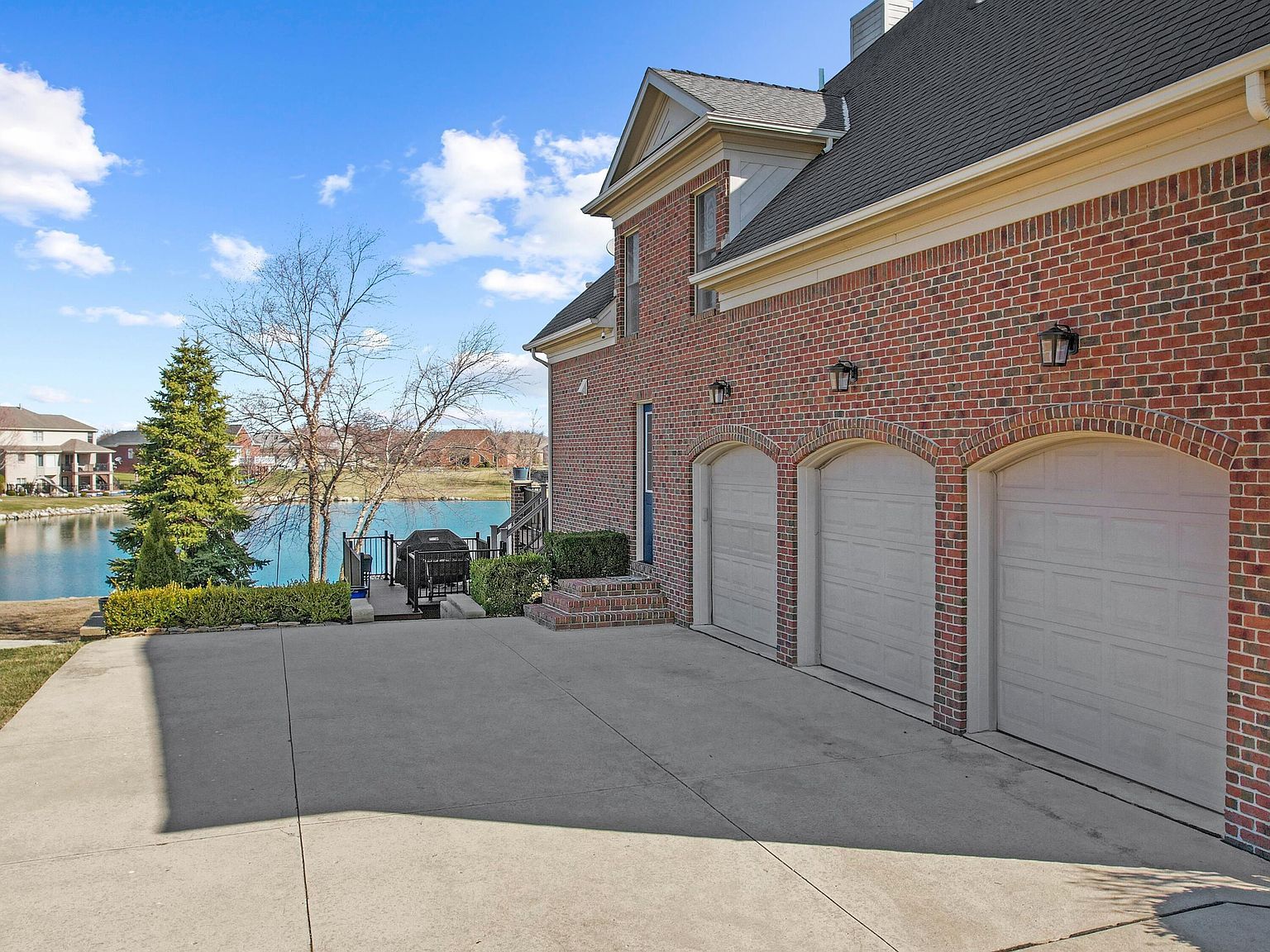 8178 Hunters Ridge Dr Newport, MI 48166 - Thumbnail 4