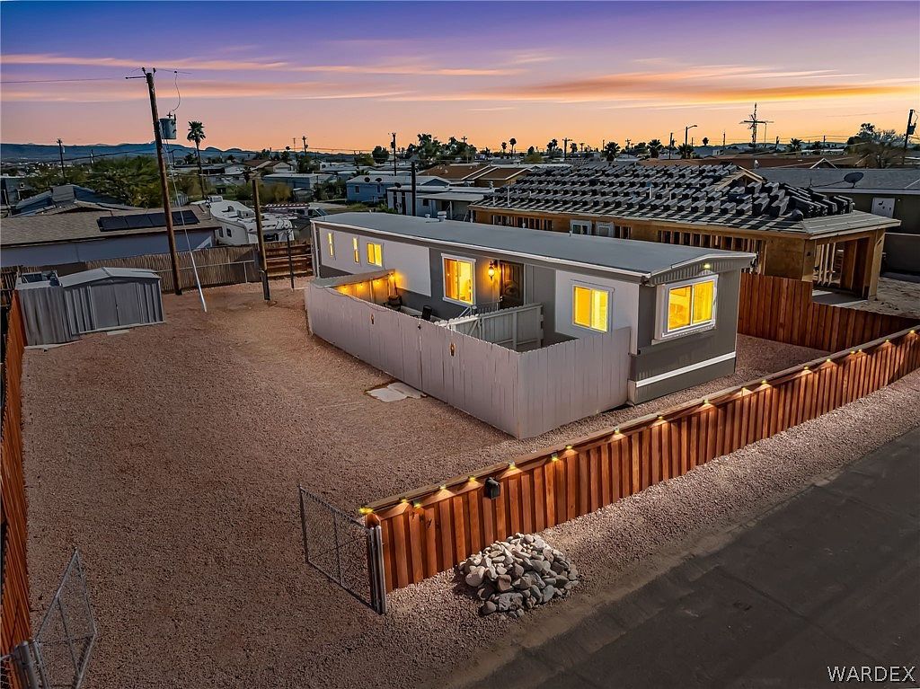 1876 Oliver Dr Bullhead City, AZ 86442 - Thumbnail 4