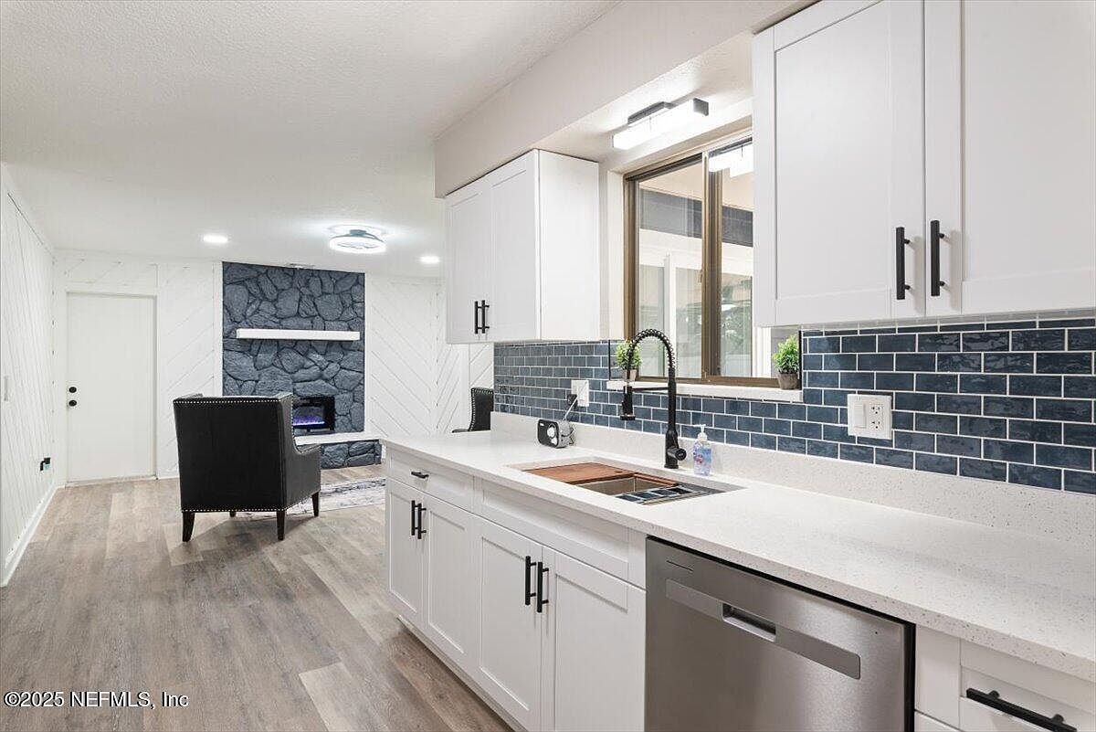 6695 Arrowroot Dr Jacksonville, FL 32244 - Thumbnail 4