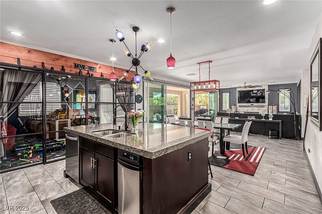 10729 Beecher Park Ave Las Vegas, NV 89166 - Thumbnail 4