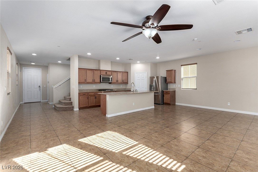 945 Spiracle Ave Henderson, NV 89002 - Thumbnail 4