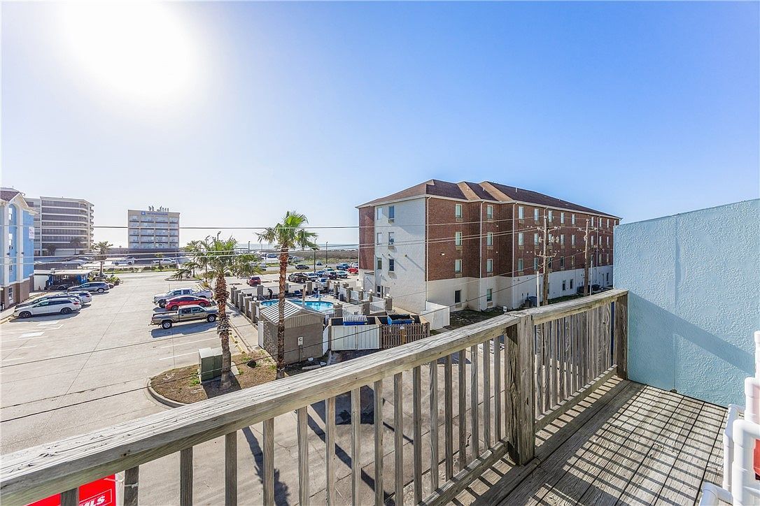 15010 Leeward Dr UNIT 9303 Corpus Christi, TX 78418 - Thumbnail 4