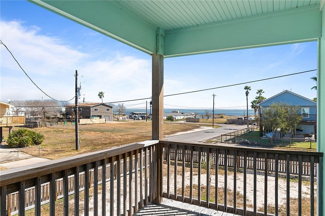 121 Las Palmas Dr Corpus Christi, TX 78418 - Thumbnail 4