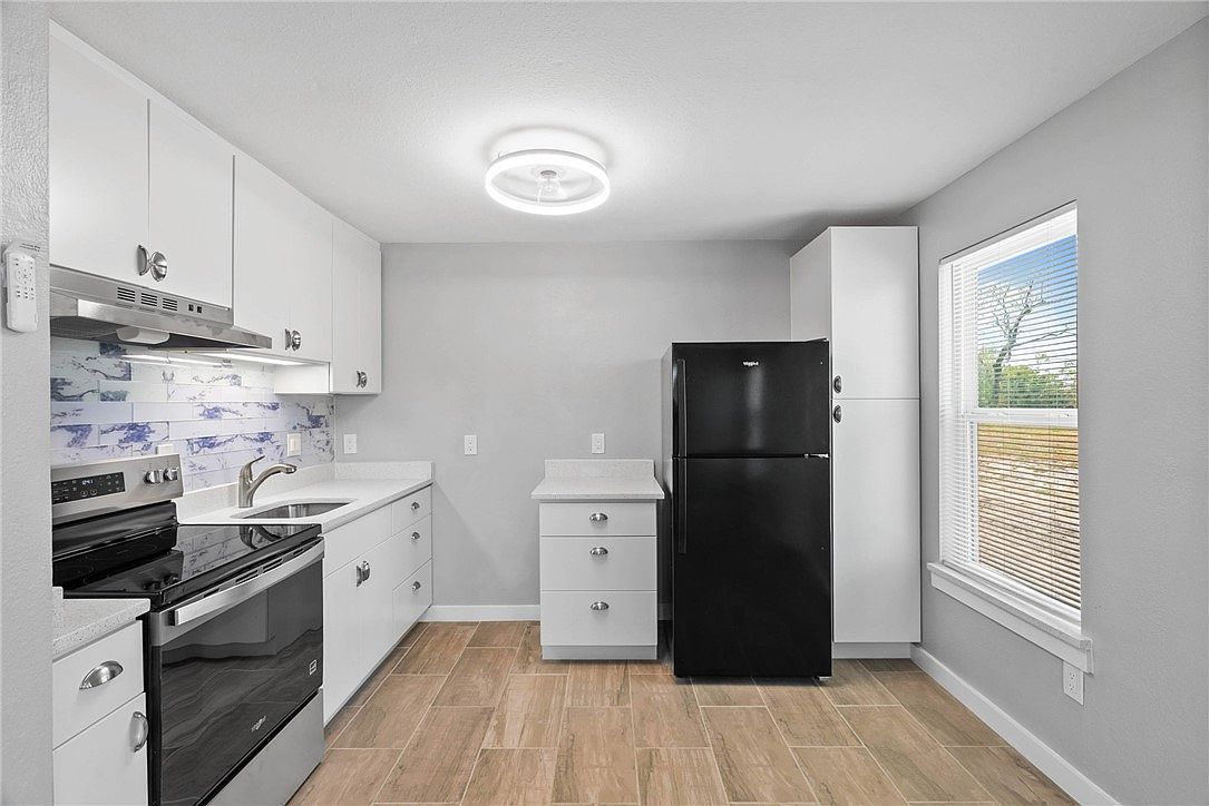 519 Claride St Corpus Christi, TX 78418 - Thumbnail 4