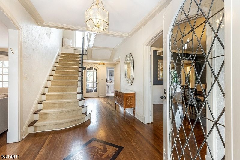 416 Twin Oak Rd South Orange, NJ 07079 - Thumbnail 4