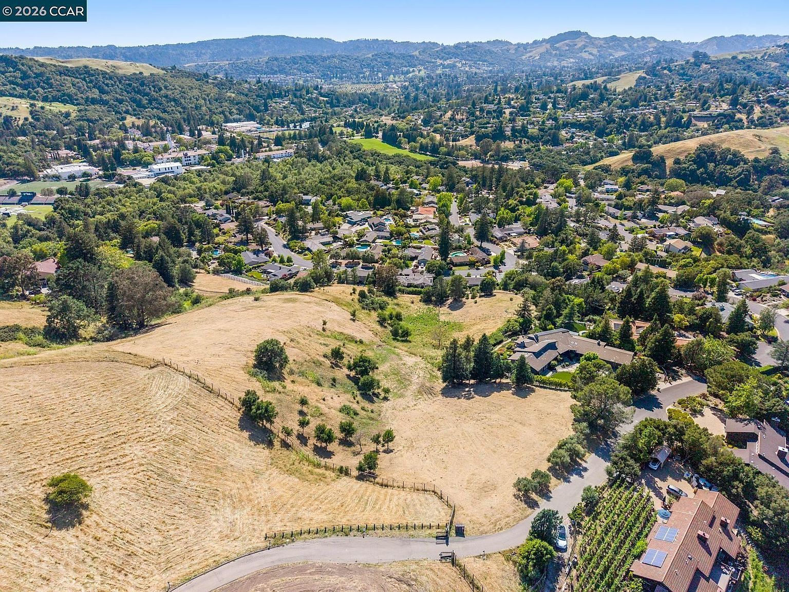 1966 Joseph Dr Moraga, CA 94556 - Thumbnail 4