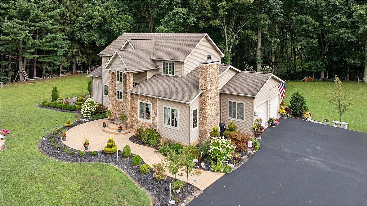 102 Mehard Ave #B Greenville, PA 16125 - Thumbnail 4