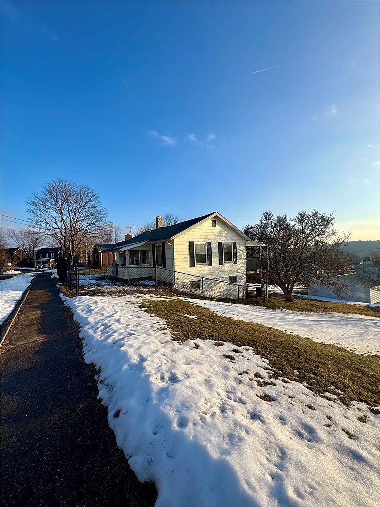 380 Monroe Ave Leechburg, PA 15656 - Thumbnail 4