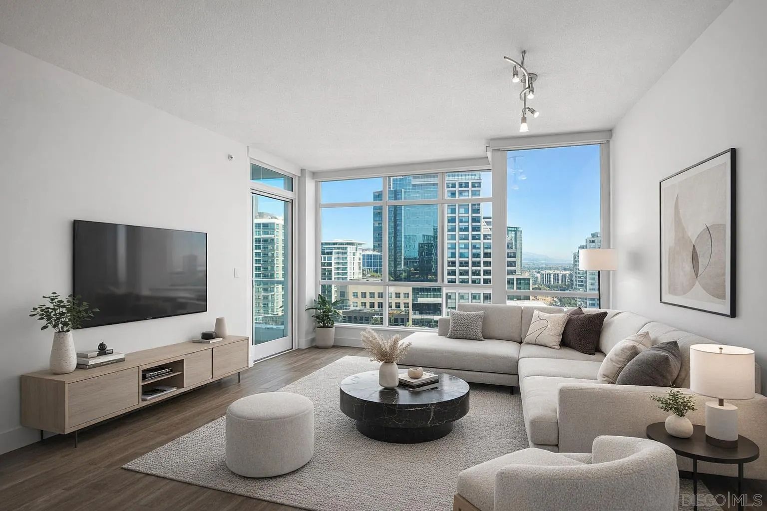 325 7th Ave Unit 1002 San Diego, CA 92101 - Thumbnail 4