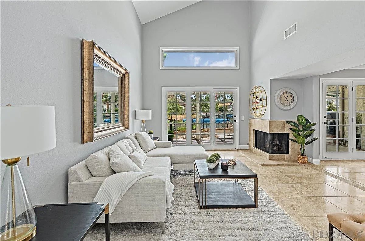 22682 S Canada Ct Lake Forest, CA 92630 - Thumbnail 4