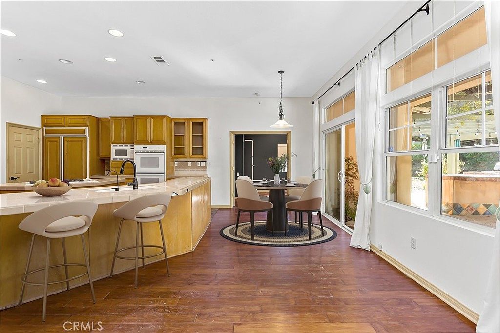 1388 Brandon Ct Redlands, CA 92373 - Thumbnail 4