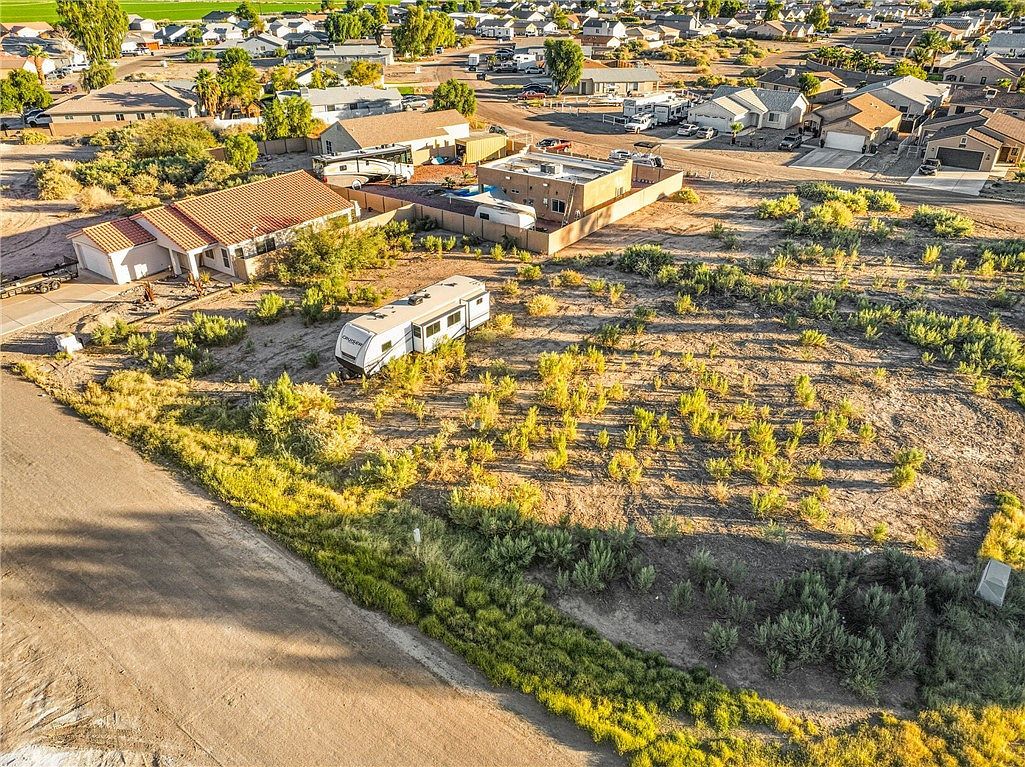 9761 S Kingman Dr Mohave Valley, AZ 86440 - Thumbnail 4