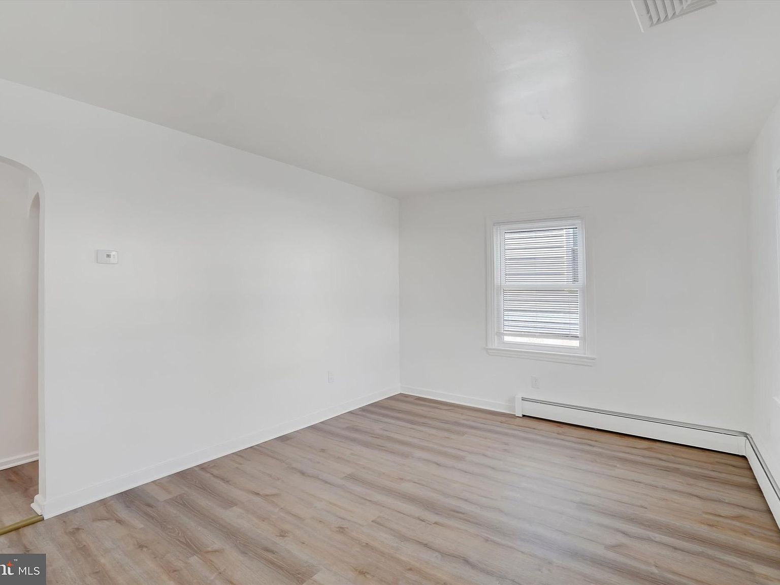 1116 W College Ave York, PA 17404 - Thumbnail 4