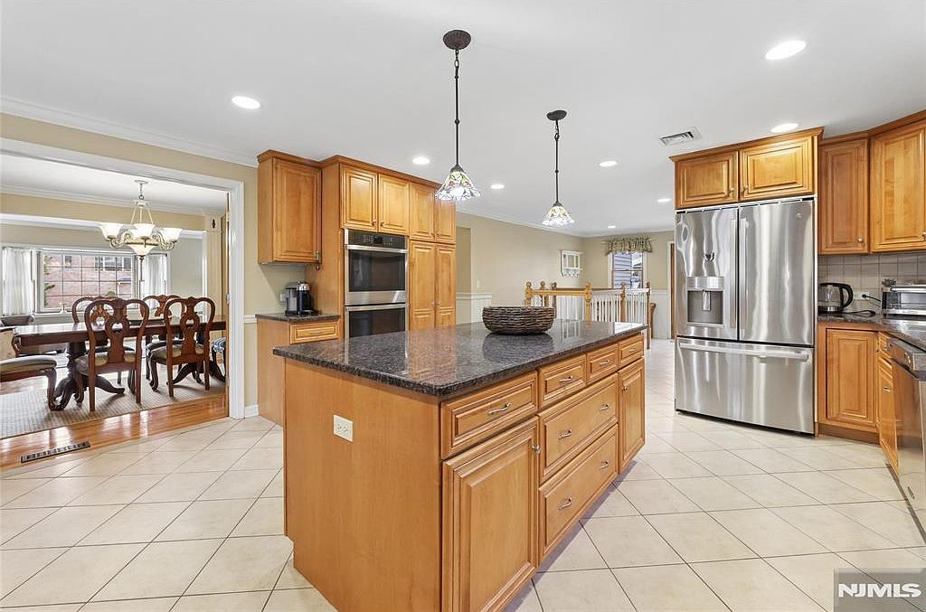 38 Madison Ave Demarest, NJ 07627 - Thumbnail 4