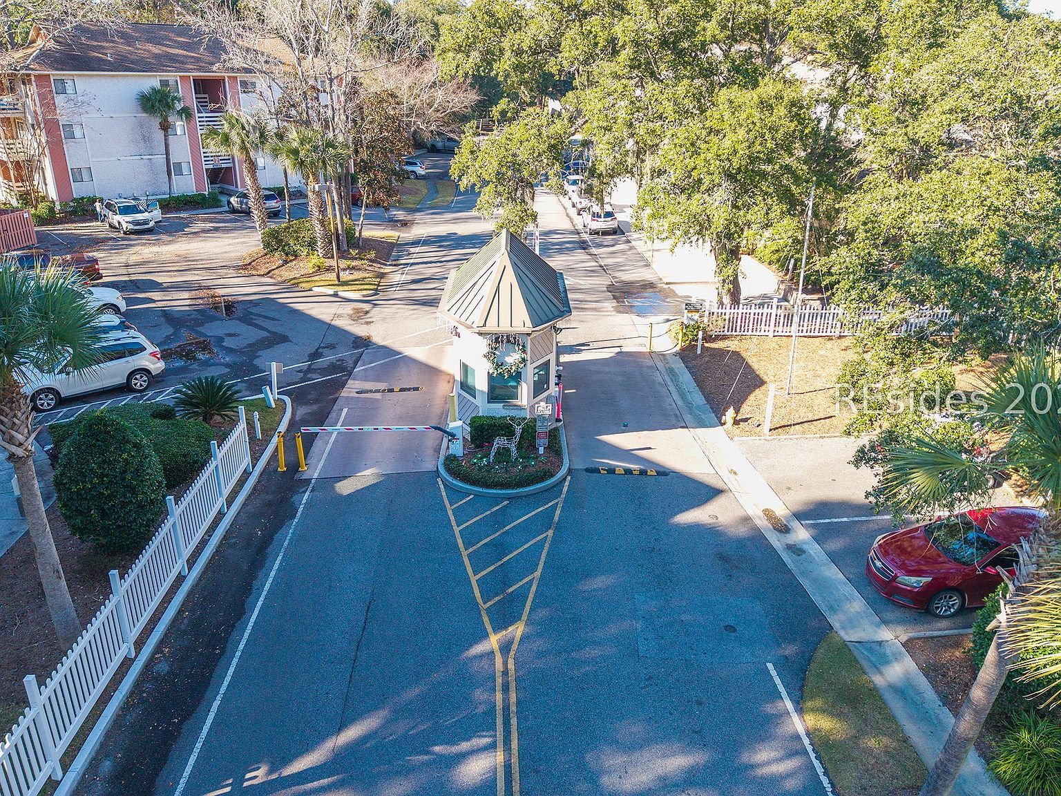 45 Folly Field Rd APT 8L Hilton Head, SC 29928 - Thumbnail 4