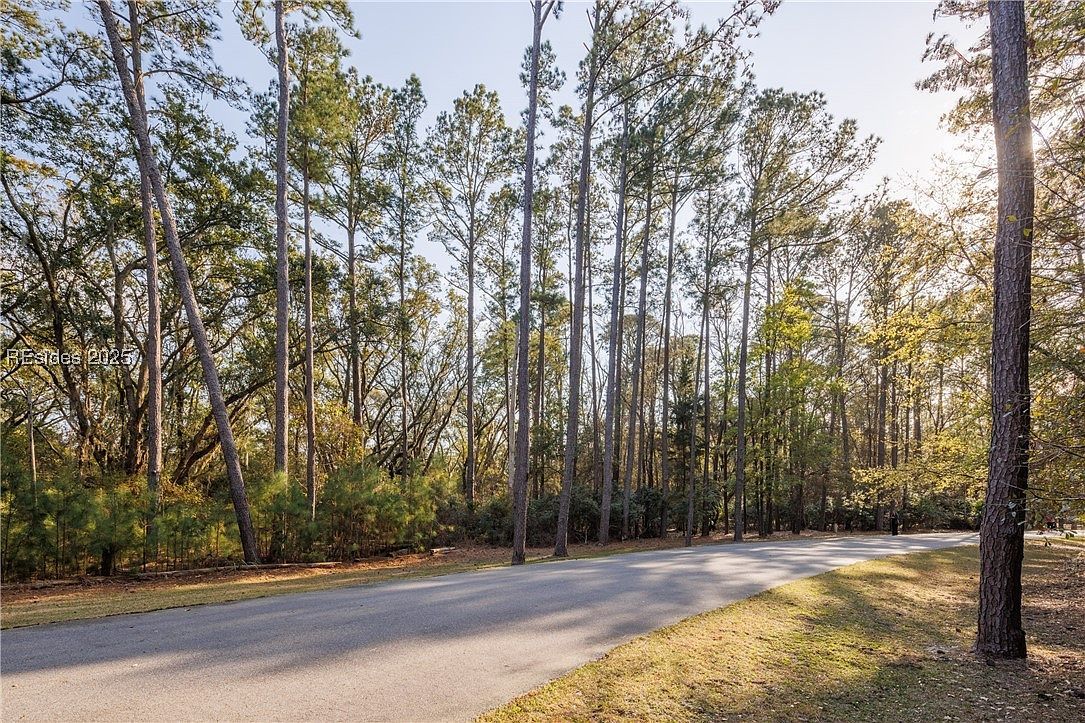 14 Vista Blvd W Saint Helena Island, SC 29920 - Thumbnail 4