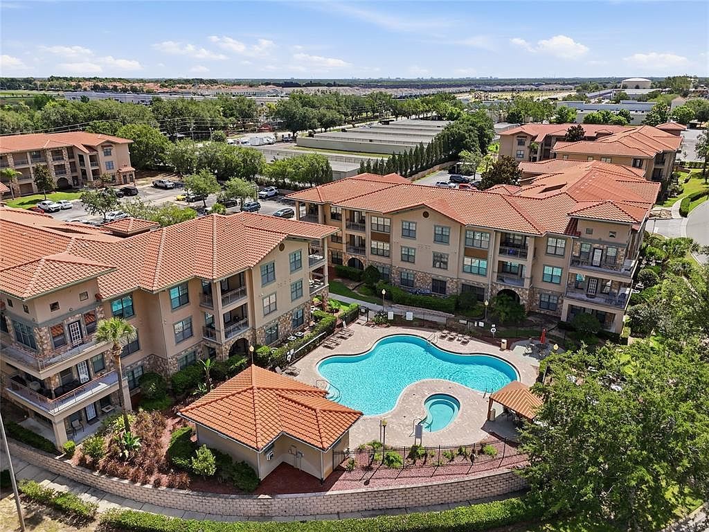901 Charo Pkwy Unit 717 Davenport, FL 33897 - Thumbnail 4