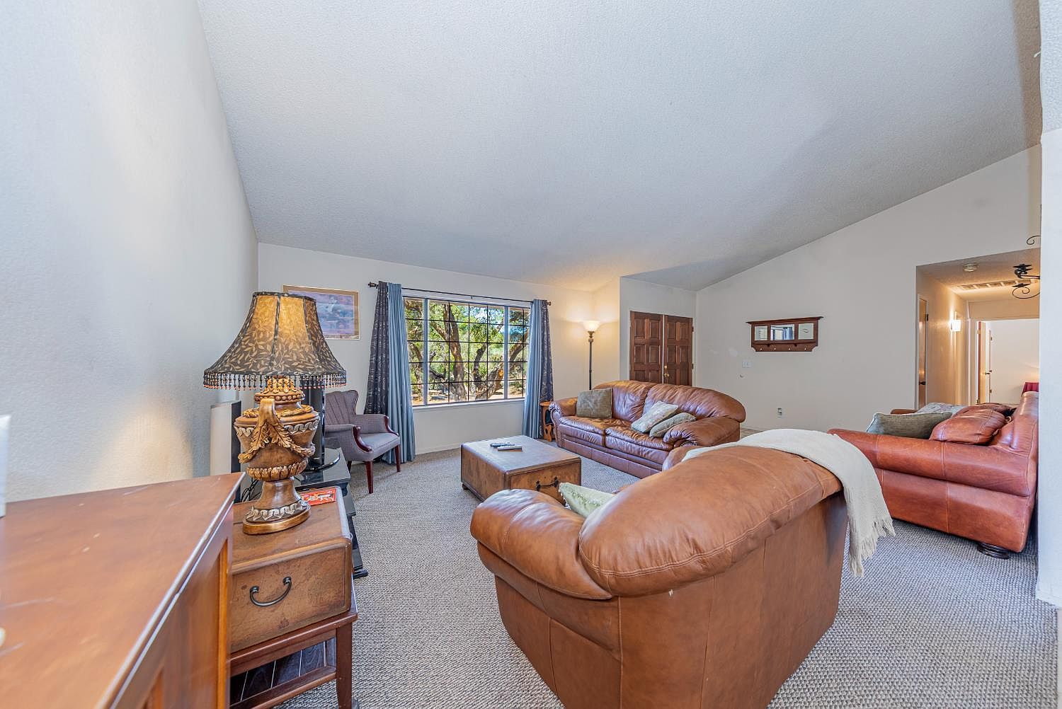 29610 Kit Carson Ct Coarsegold, CA 93614 - Thumbnail 4