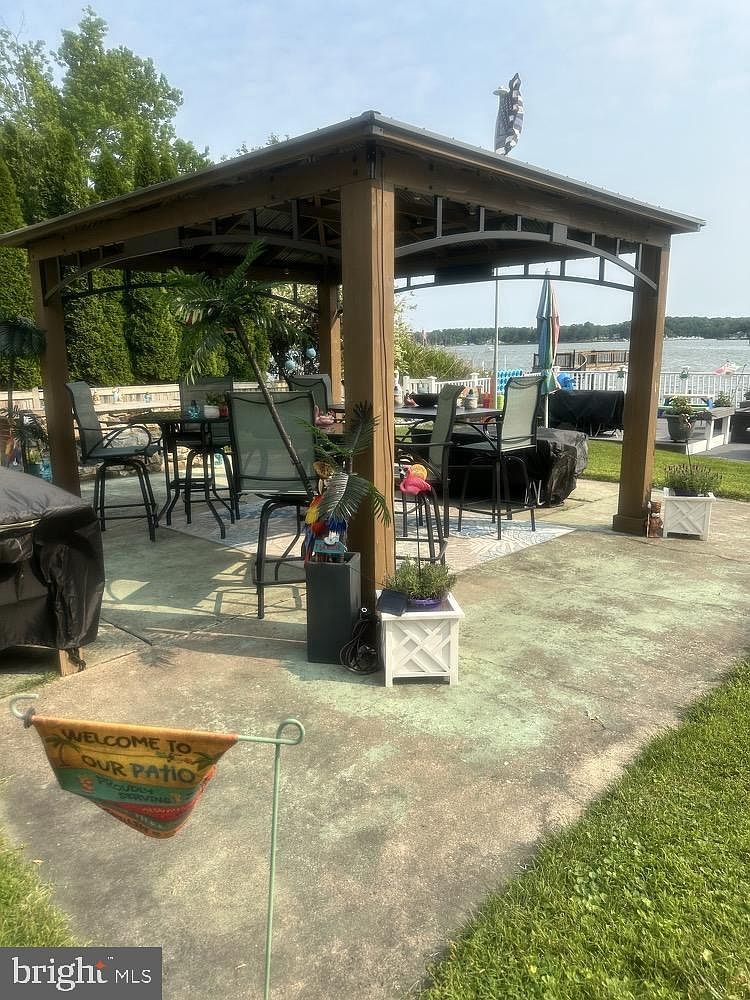 1507 Shore Rd Baltimore, MD 21220 - Thumbnail 4