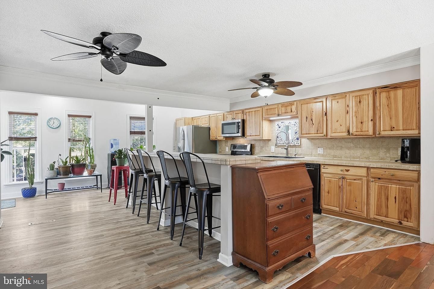 304 Maryland Ave Pasadena, MD 21122 - Thumbnail 4