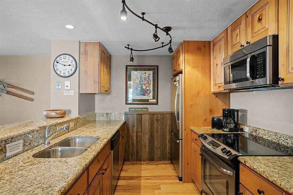 651 Gothic Rd #304C Crested Butte, CO 81225 - Thumbnail 4