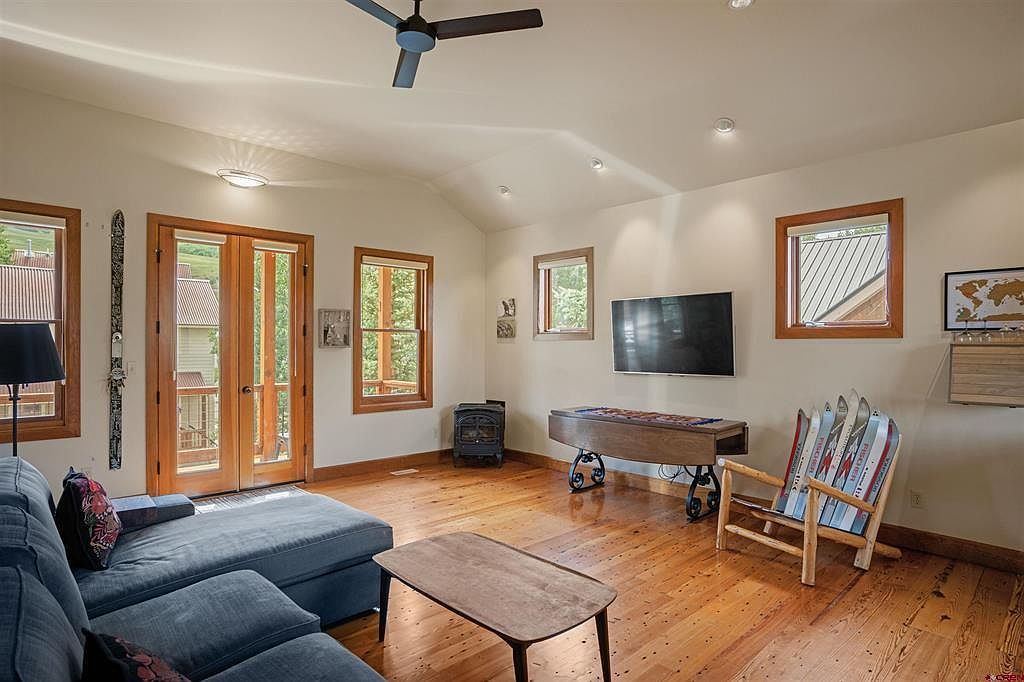 102 Horseshoe Dr Crested Butte, CO 81225 - Thumbnail 4