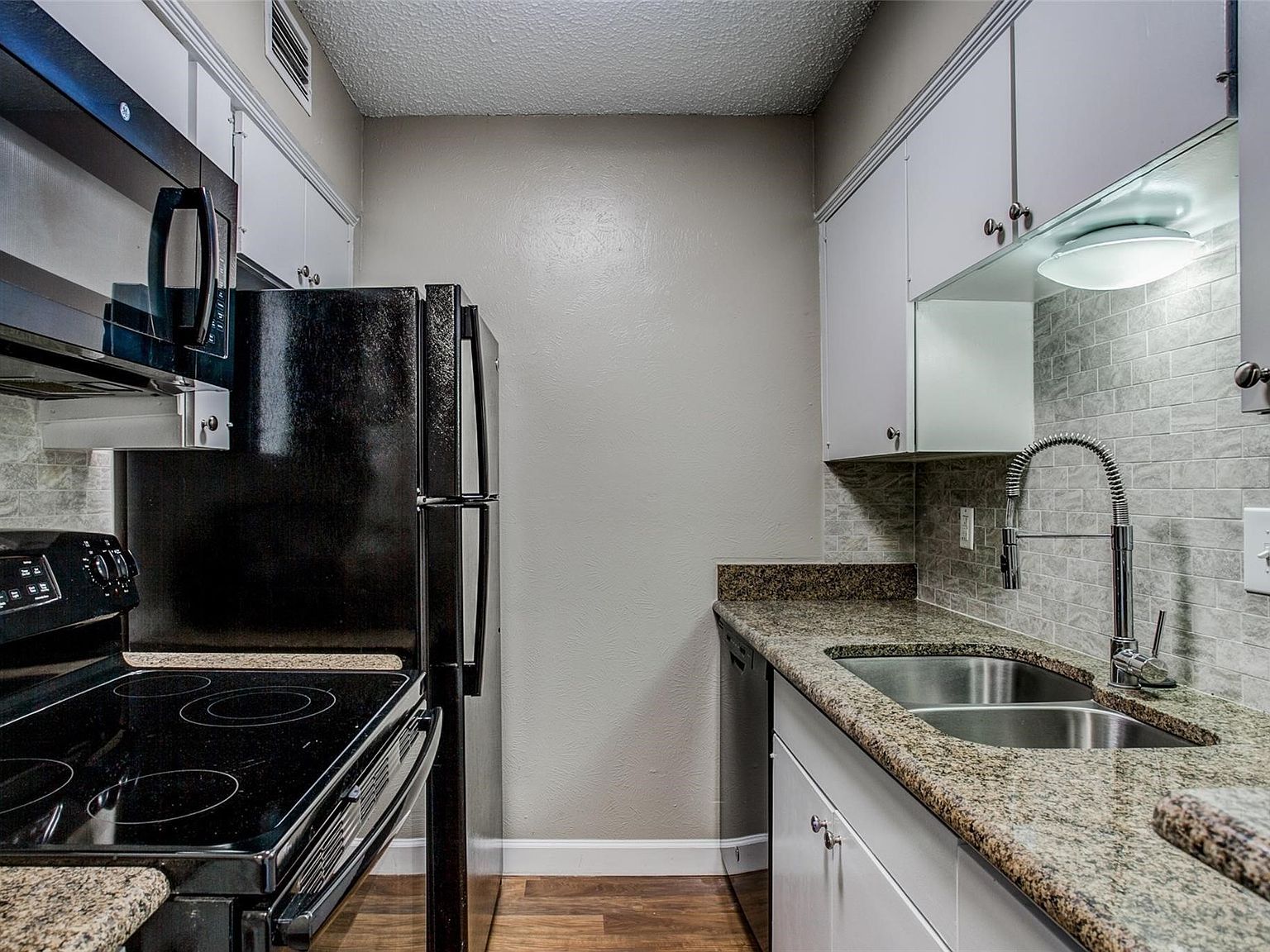 4859 Cedar Springs Rd APT 336 Dallas, TX 75219 - Thumbnail 4