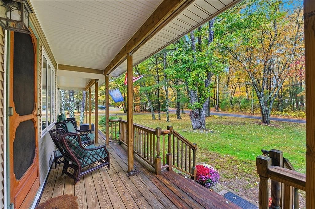 804 Waites Corner Rd South Kingstown, RI 02892 - Thumbnail 4