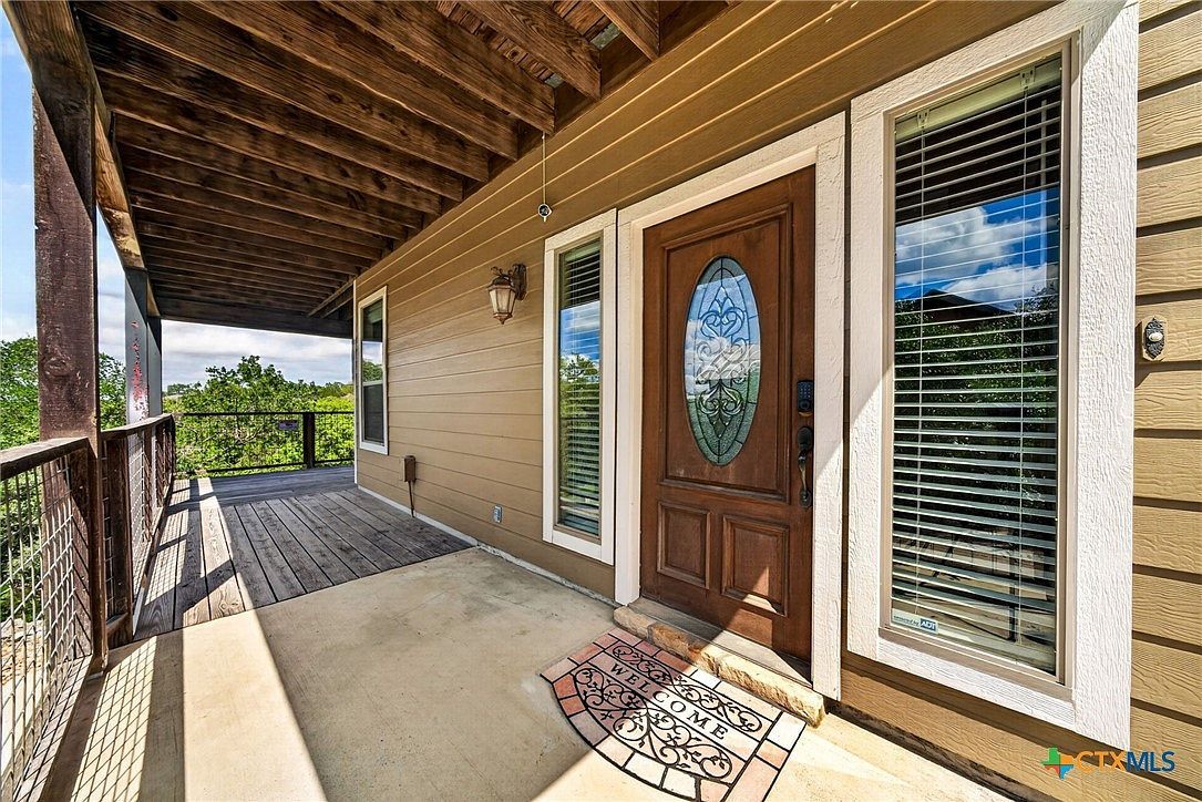 1130 Canyon Springs Dr Canyon Lake, TX 78133 - Thumbnail 4