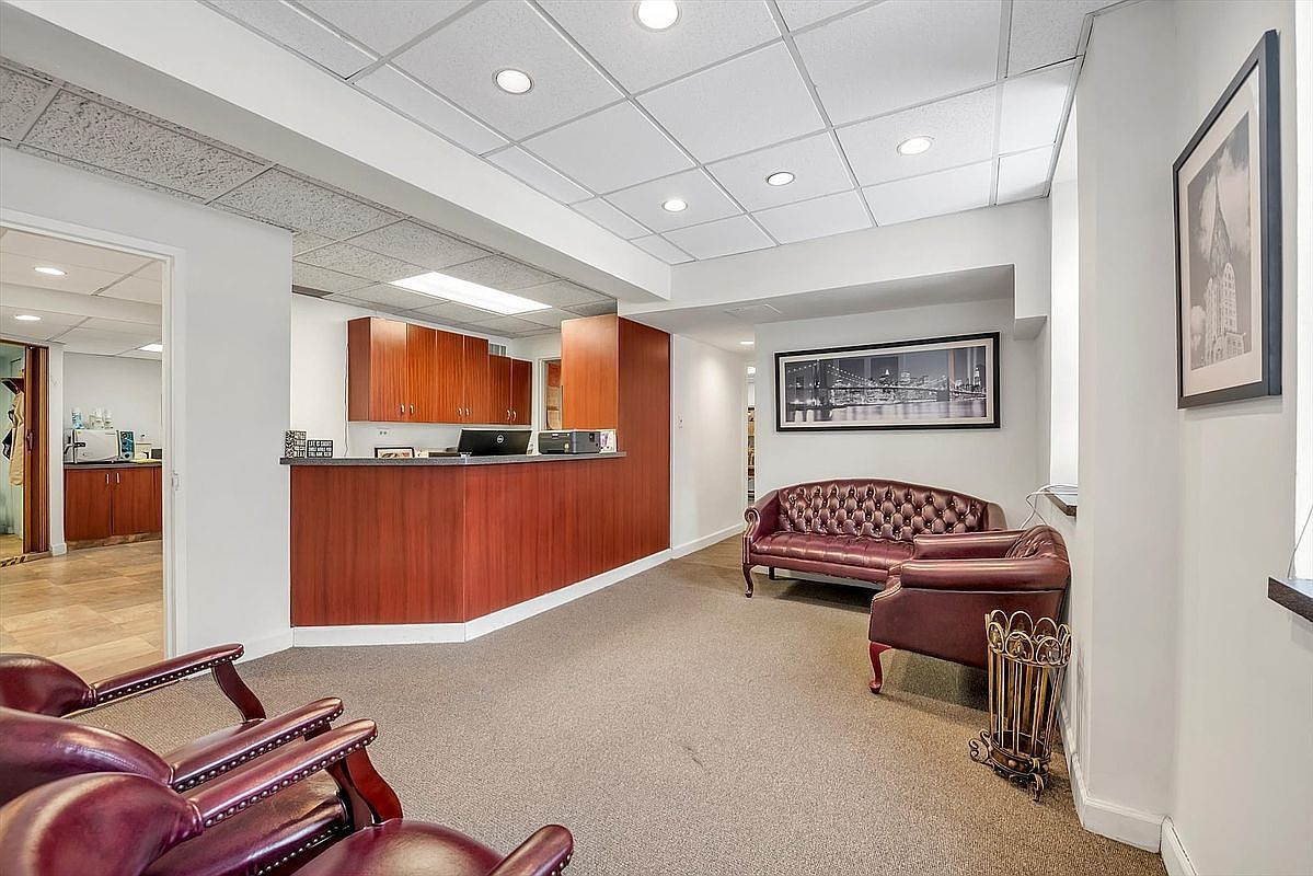 6940 Yellowstone Blvd SUITE 9 Forest Hills, NY 11375 - Thumbnail 4