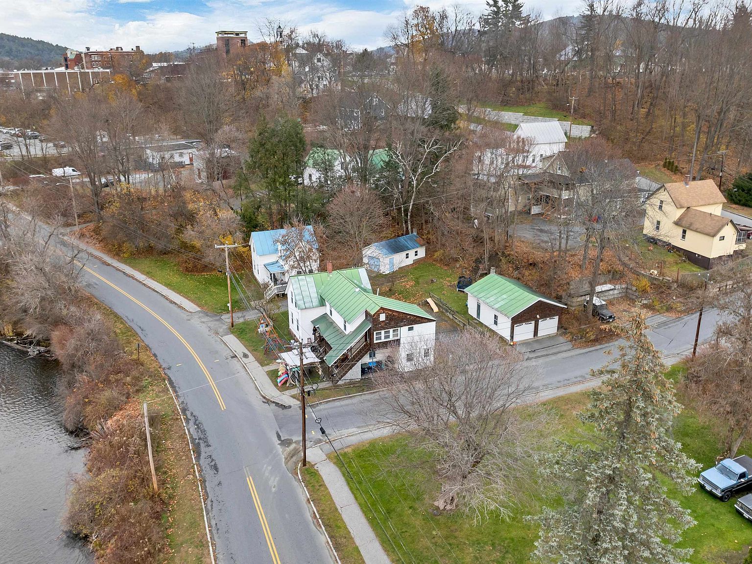 37 Water St Lebanon, NH 03766 - Thumbnail 4