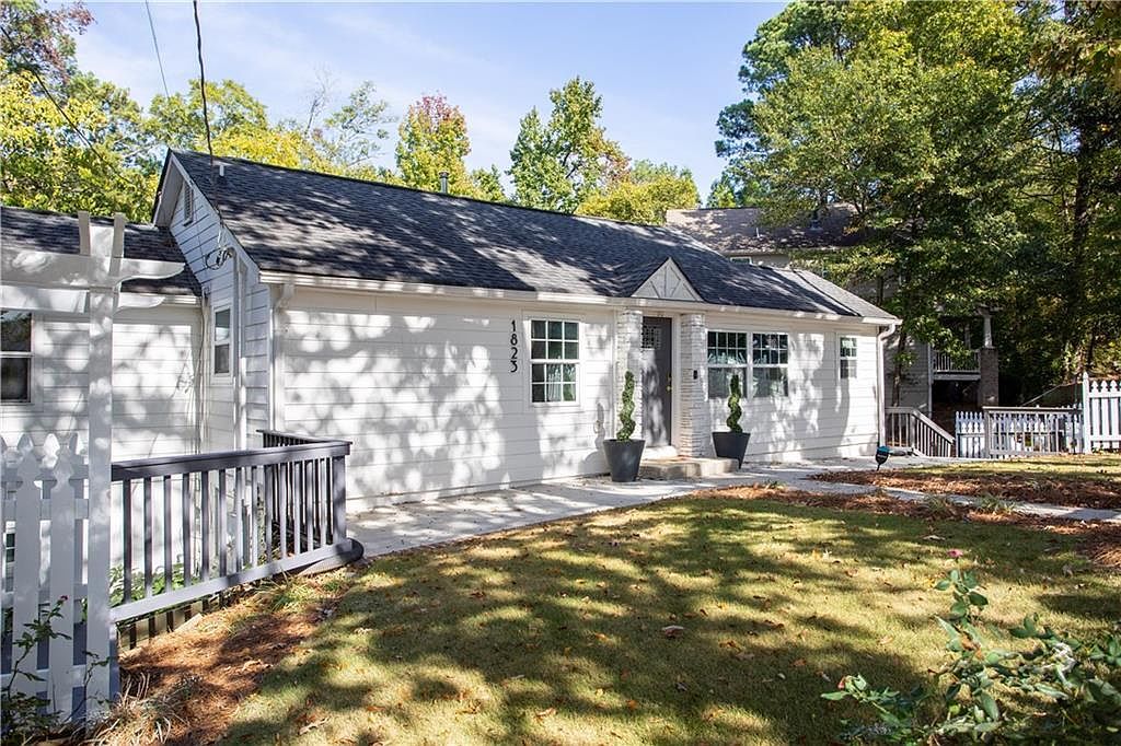 1823 Defoor Ave NW Atlanta, GA 30318 - Thumbnail 4